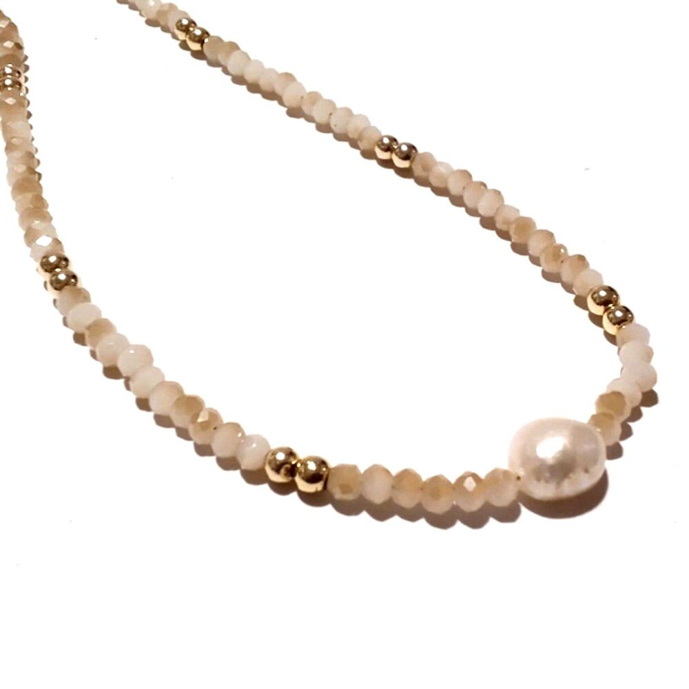 Freshwater Pearl & Faceted Crystal Bead Necklace Gold Tone Accents